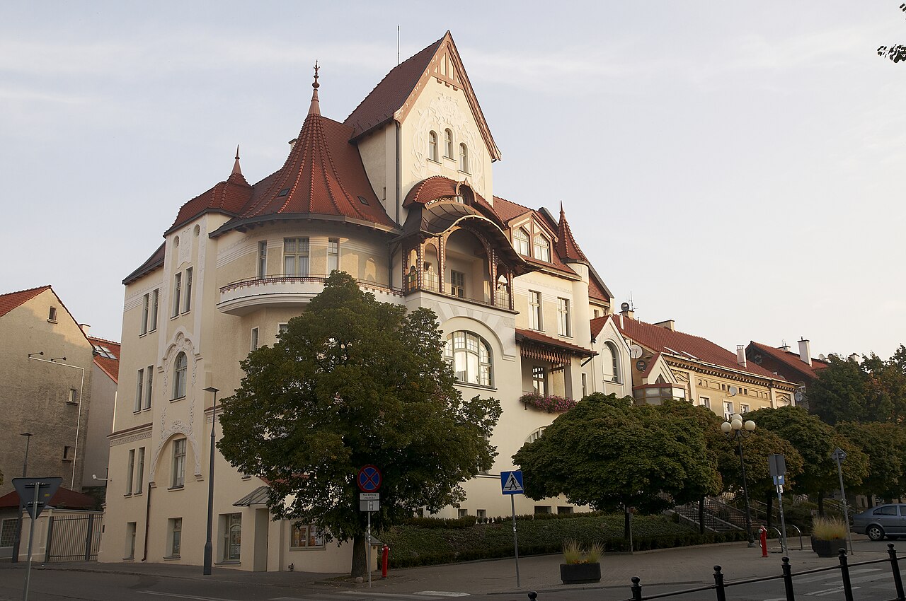 Kamienica Naujacka w Olsztynie we wrześniu 2014 roku. Archiwalne zdjęcie miejsca części warsztatów.