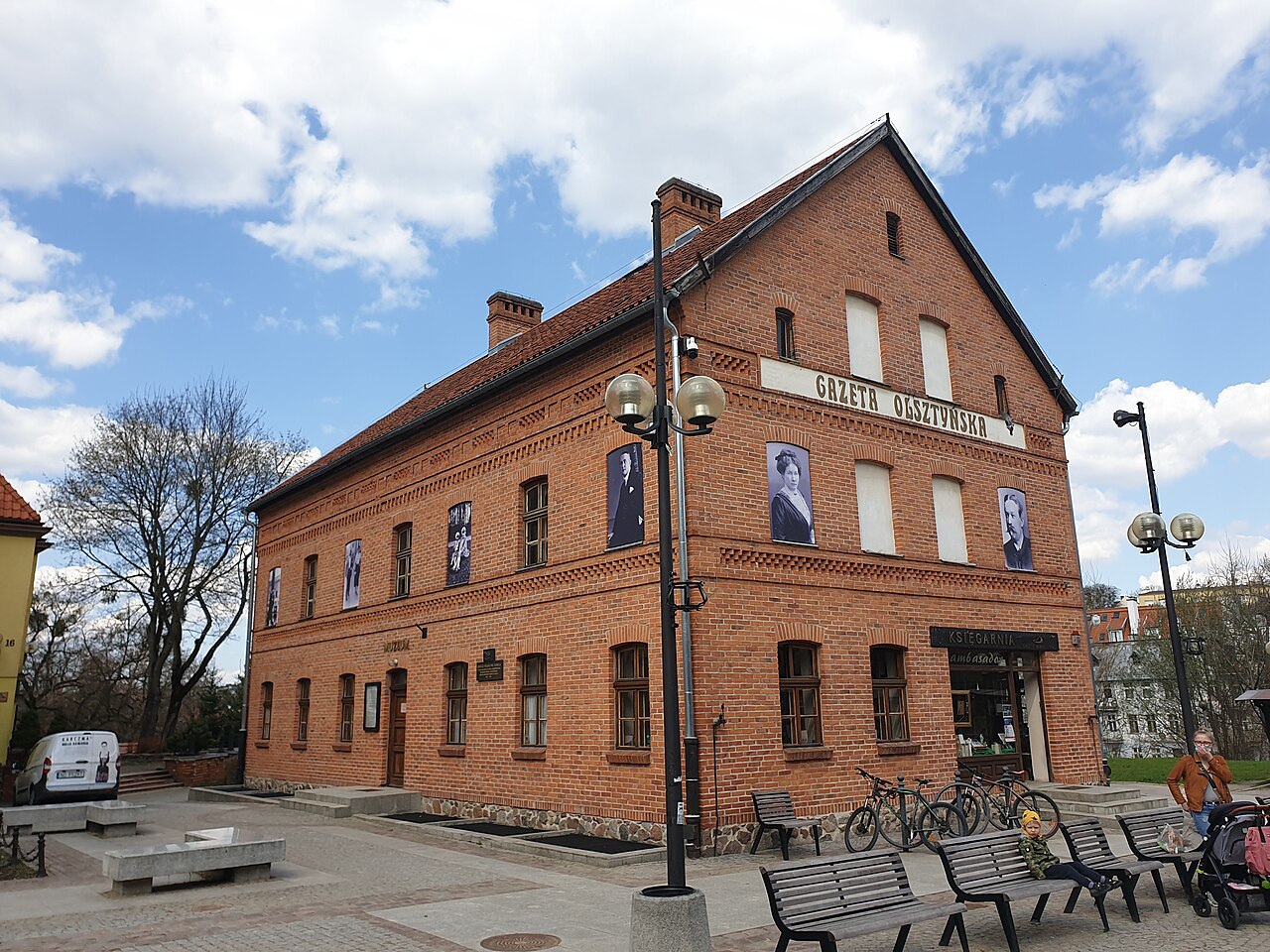 Dom Gazety Olsztyńskiej na archiwalnym zdjęciu z 2021 roku. Fotografia przedstawia muzeum, nie wydarzenia Weekendu Seniora 2026.